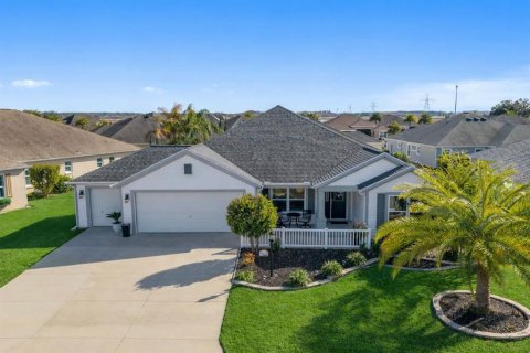 House in The Villages, Florida 4 bedrooms, 188.41 sq.m. № 2114784