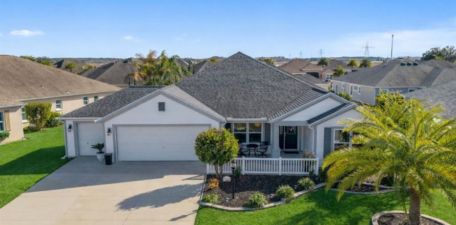 House in The Villages, Florida 4 bedrooms, 188.41 sq.m. № 2114784