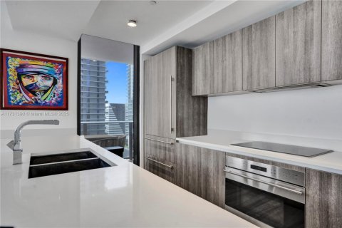 Condominio en venta en Miami, Florida, 3 dormitorios, 149.85 m2 № 1710570 - foto 9