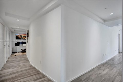 Condominio en venta en Miami, Florida, 3 dormitorios, 149.85 m2 № 1710570 - foto 23