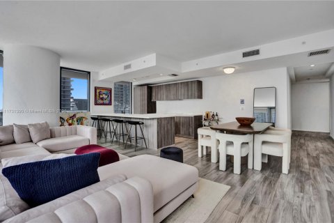 Condominio en venta en Miami, Florida, 3 dormitorios, 149.85 m2 № 1710570 - foto 4