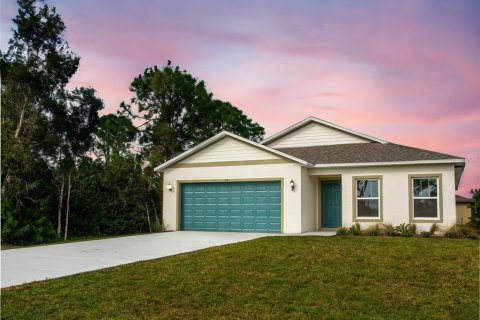 House in Lehigh Acres, Florida 4 bedrooms, 167.5 sq.m. № 1565738 - photo 1