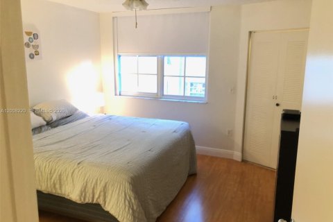 Condo in Aventura, Florida, 1 bedroom  № 2170894 - photo 9