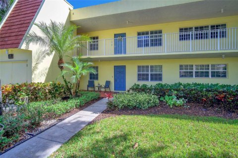 Condo in Pompano Beach, Florida, 3 bedrooms  № 2245881 - photo 29