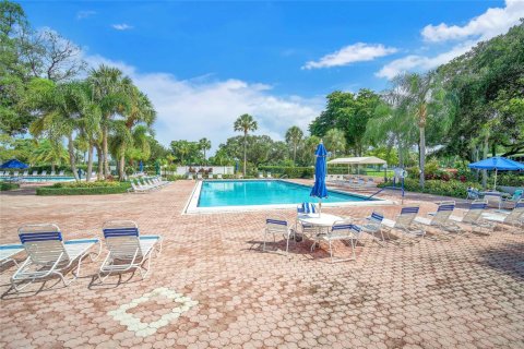 Condo in Pompano Beach, Florida, 3 bedrooms  № 2245881 - photo 26