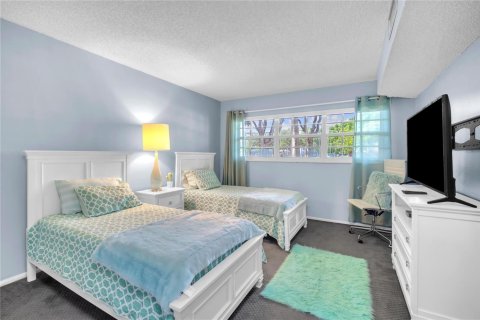 Condo in Pompano Beach, Florida, 3 bedrooms  № 2245881 - photo 19