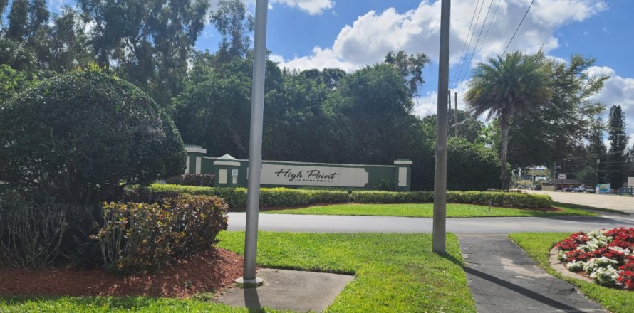 Condo à Fort Pierce, Floride, 2 chambres  № 1016218