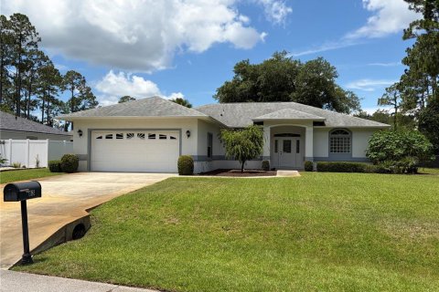 Casa en Palm Coast, Florida 3 dormitorios, 166.76 m2 № 2095362