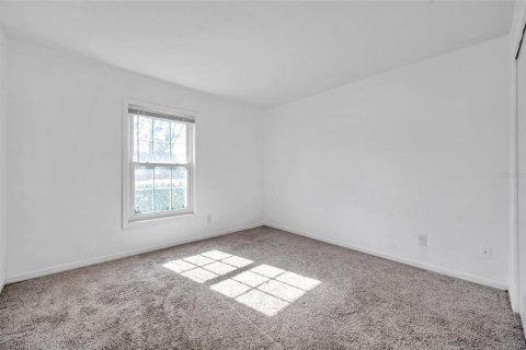 Condo in Saint Petersburg, Florida, 2 bedrooms  № 1528746 - photo 21