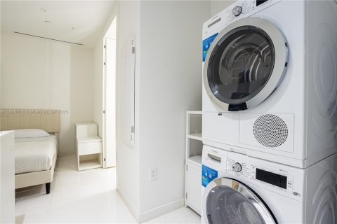 Купить кондоминиум в Майами, Флорида 3 спальни, 254.74м2, № 1949723 - фото 26