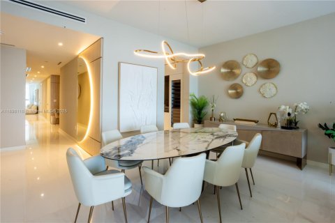 Купить кондоминиум в Майами, Флорида 3 спальни, 254.74м2, № 1949723 - фото 11