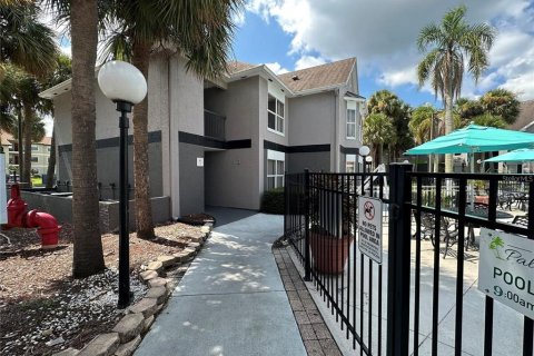 Apartamento en alquiler en Kissimmee, Florida, 2 dormitorios, 58.99 m2 № 2118222 - foto 3