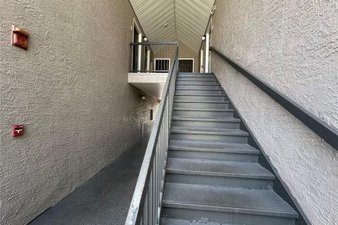 Apartamento en alquiler en Kissimmee, Florida, 2 dormitorios, 58.99 m2 № 2118222 - foto 2