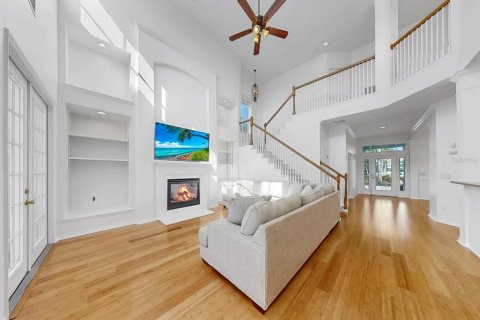 House in Apollo Beach, Florida 4 bedrooms, 305 sq.m. № 2150604 - photo 24