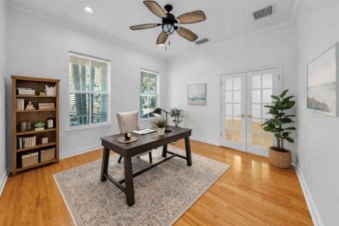House in Apollo Beach, Florida 4 bedrooms, 305 sq.m. № 2150604 - photo 10