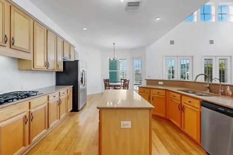 House in Apollo Beach, Florida 4 bedrooms, 305 sq.m. № 2150604 - photo 15
