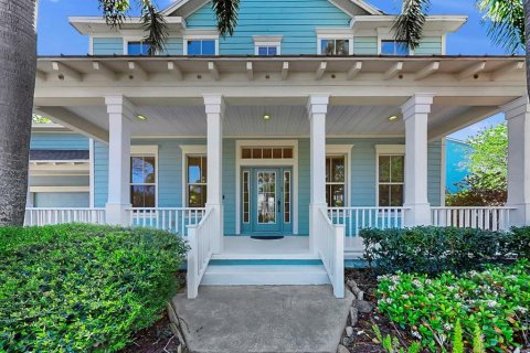 House in Apollo Beach, Florida 4 bedrooms, 305 sq.m. № 2150604 - photo 3