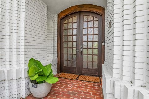 House in Longwood, Florida 5 bedrooms, 397.71 sq.m. № 1735118 - photo 5