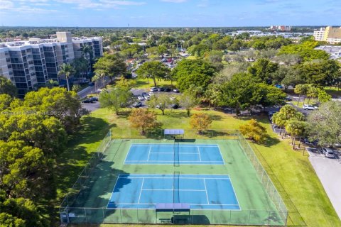 Condo in Weston, Florida, 2 bedrooms  № 1865211 - photo 6