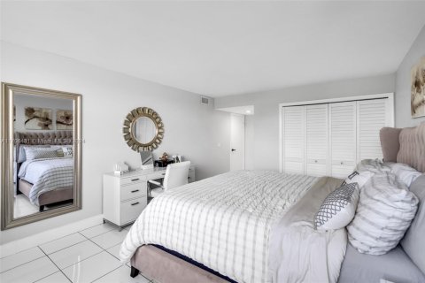 Condo in Weston, Florida, 2 bedrooms  № 1865211 - photo 14