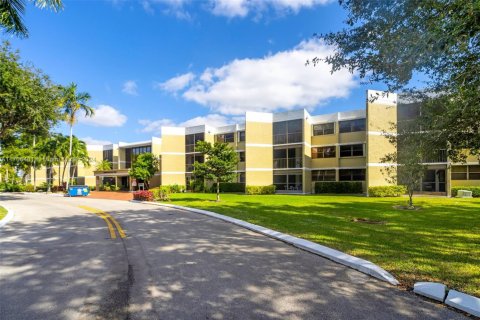 Condo in Weston, Florida, 2 bedrooms  № 1865211 - photo 4