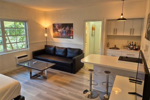 Купить кондоминиум в Майами-Бич, Флорида 31.68м2, № 2058841 - фото 9