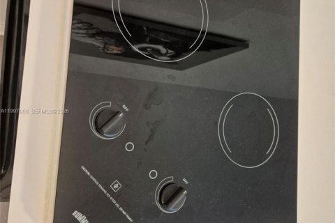 Купить кондоминиум в Майами-Бич, Флорида 31.68м2, № 2058841 - фото 16