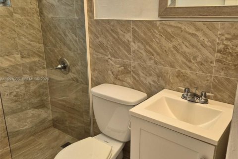 Купить кондоминиум в Майами-Бич, Флорида 31.68м2, № 2058841 - фото 15