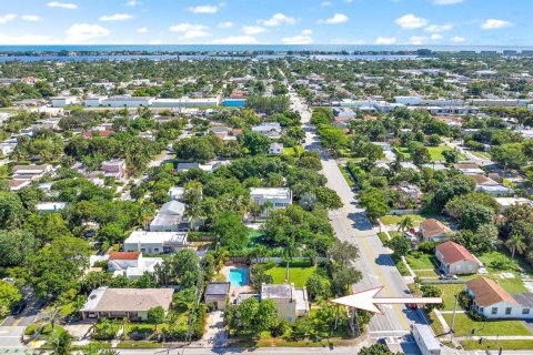 Villa ou maison à vendre à West Palm Beach, Floride: 3 chambres, 145.86 m2 № 2185137 - photo 3