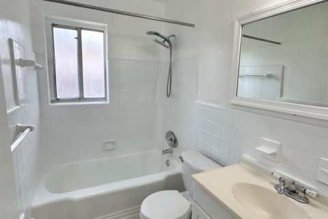 Appartement à louer à Fort Lauderdale, Floride: 1 chambre, 63.17 m2 № 2181273 - photo 2