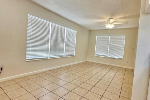 Appartement à louer à Fort Lauderdale, Floride: 1 chambre, 63.17 m2 № 2181273 - photo 6