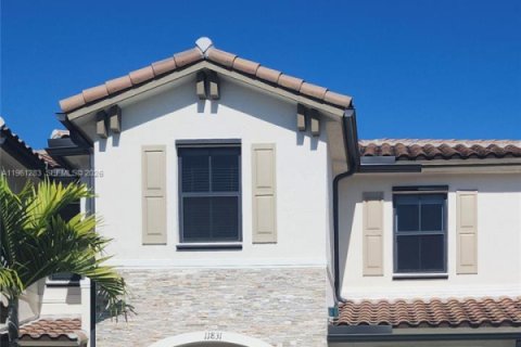 Adosado en Homestead, Florida 3 dormitorios, 129.41 m2 № 2022072