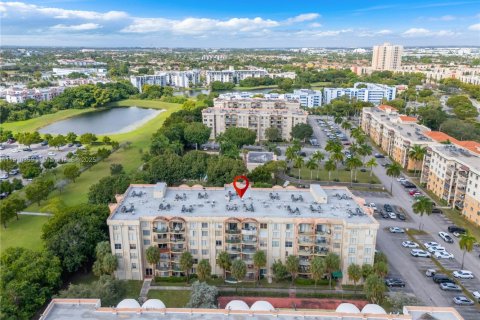 Copropriété à vendre à Miami, Floride: 2 chambres, 80.82 m2 № 2027814 - photo 17