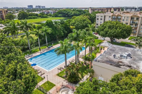 Copropriété à vendre à Miami, Floride: 2 chambres, 80.82 m2 № 2027814 - photo 24
