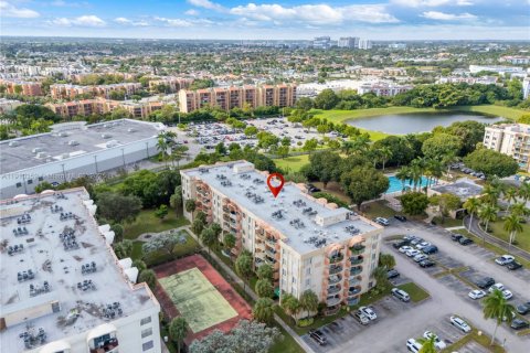 Copropriété à vendre à Miami, Floride: 2 chambres, 80.82 m2 № 2027814 - photo 18