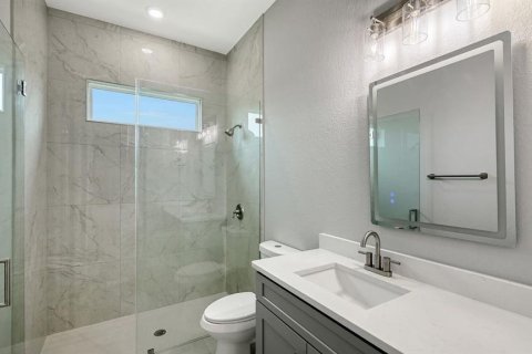 Villa ou maison à vendre à Port Charlotte, Floride: 4 chambres, 247.77 m2 № 2408885 - photo 21