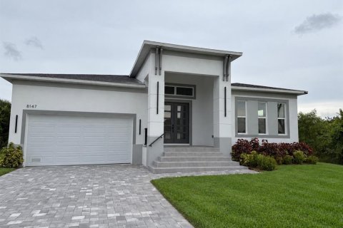 Villa ou maison à Port Charlotte, Floride 4 chambres, 247.77 m2 № 2408885
