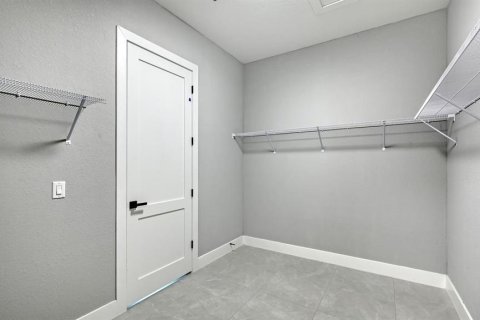 Villa ou maison à vendre à Port Charlotte, Floride: 4 chambres, 247.77 m2 № 2408885 - photo 18
