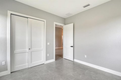Villa ou maison à vendre à Port Charlotte, Floride: 4 chambres, 247.77 m2 № 2408885 - photo 20