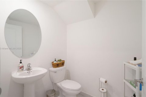Touwnhouse à vendre à Homestead, Floride: 3 chambres, 157.47 m2 № 1818597 - photo 6