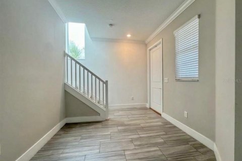 Villa ou maison à vendre à New Port Richey, Floride: 4 chambres, 257.8 m2 № 2388200 - photo 2