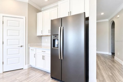 Villa ou maison à vendre à New Port Richey, Floride: 4 chambres, 257.8 m2 № 2388200 - photo 6