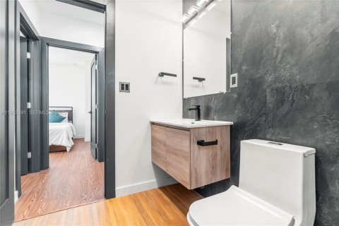 Снять в аренду виллу или дом в Майами, Флорида 3 спальни, 108.7м2, № 2035121 - фото 27