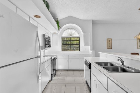 Copropriété à vendre à Boynton Beach, Floride: 2 chambres, 97.92 m2 № 2387844 - photo 28