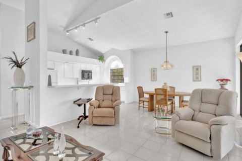Copropriété à vendre à Boynton Beach, Floride: 2 chambres, 97.92 m2 № 2387844 - photo 17
