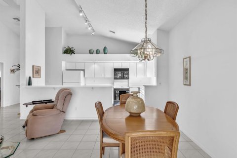 Copropriété à vendre à Boynton Beach, Floride: 2 chambres, 97.92 m2 № 2387844 - photo 30