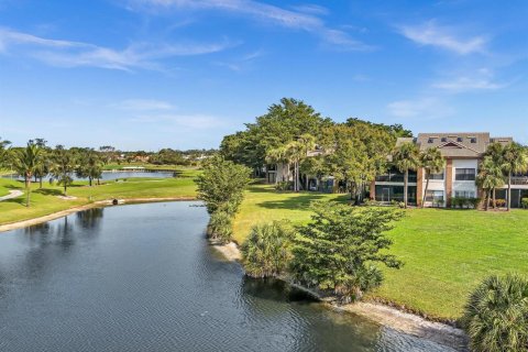 Copropriété à vendre à Boynton Beach, Floride: 2 chambres, 97.92 m2 № 2387844 - photo 2