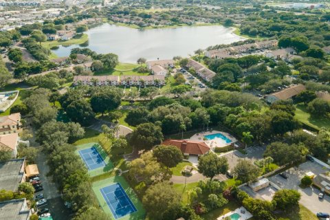 Copropriété à louer à Boca Raton, Floride: 2 chambres, 87.14 m2 № 2085432 - photo 20