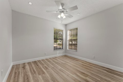 Copropriété à louer à Boca Raton, Floride: 2 chambres, 87.14 m2 № 2085432 - photo 10