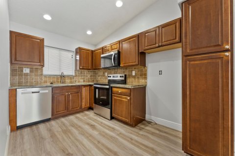 Copropriété à louer à Boca Raton, Floride: 2 chambres, 87.14 m2 № 2085432 - photo 5